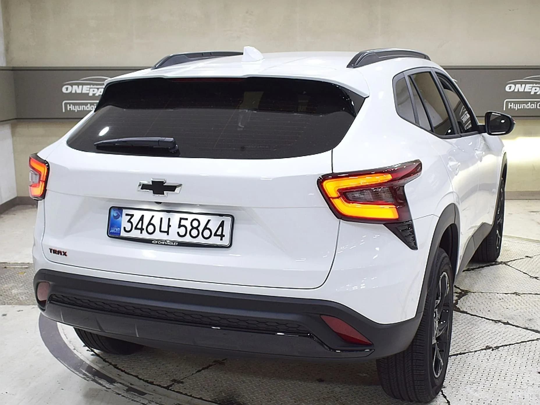 Trax Crossover