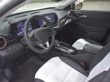 Trax Crossover