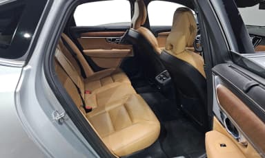 S90