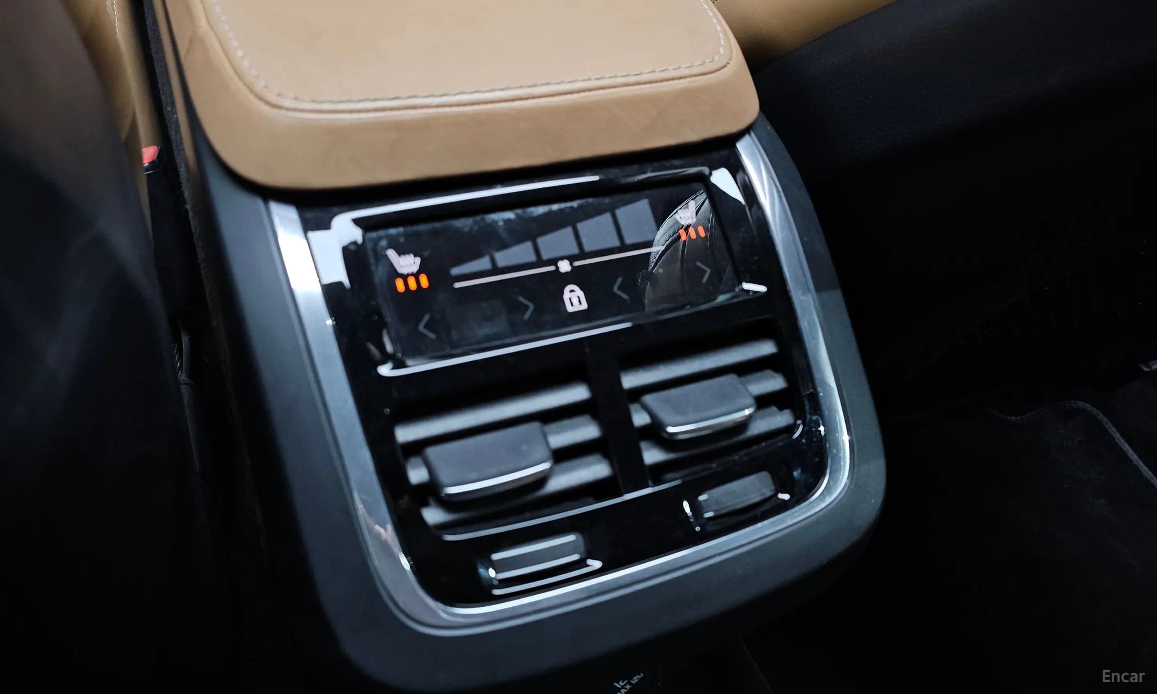 S90