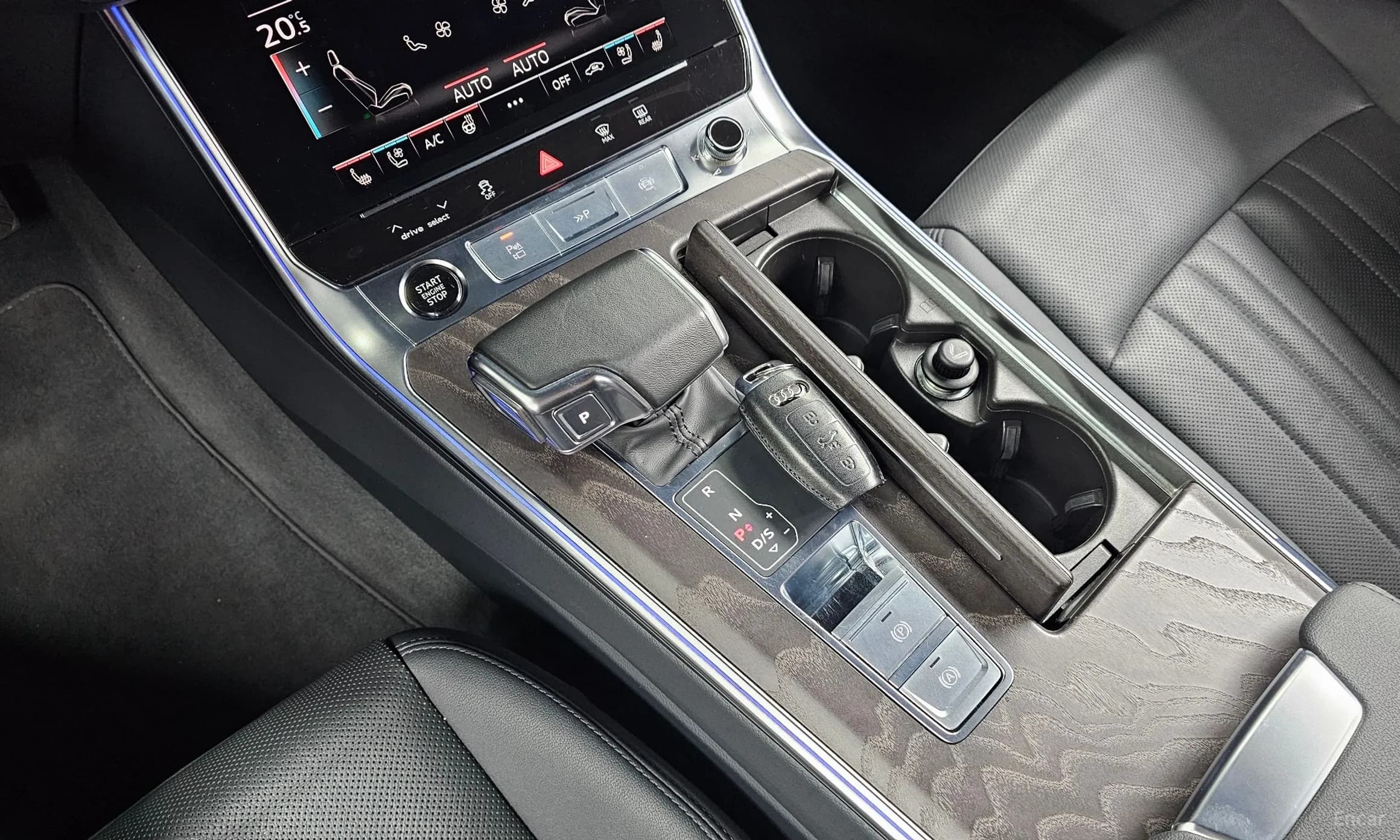 A6 (C8)
