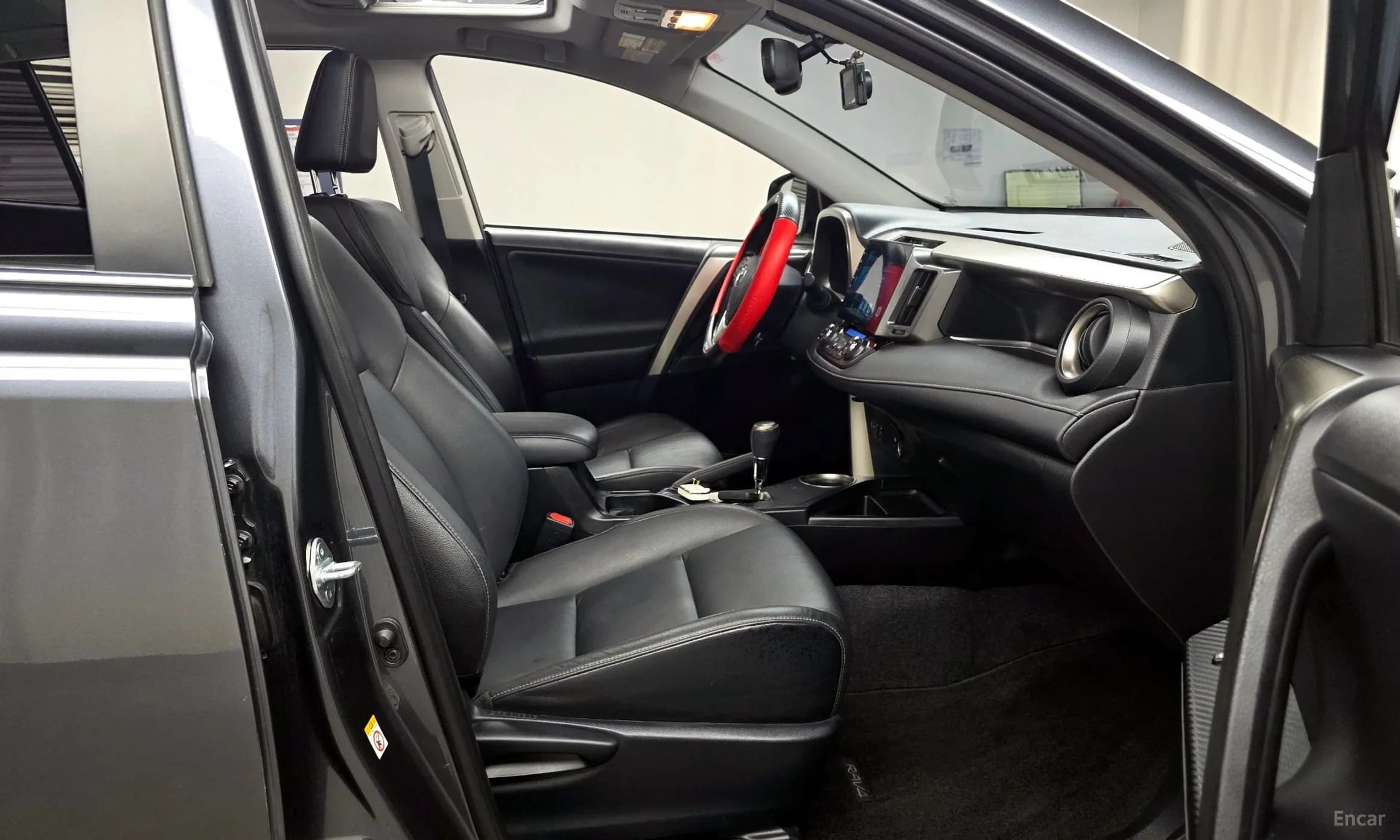 RAV4