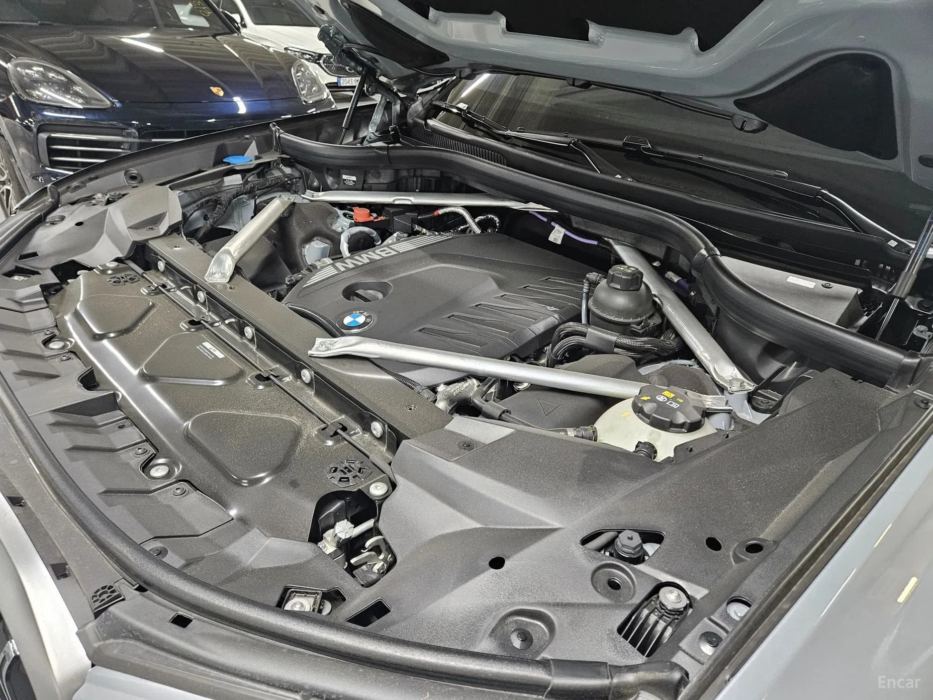 X7 (G07)
