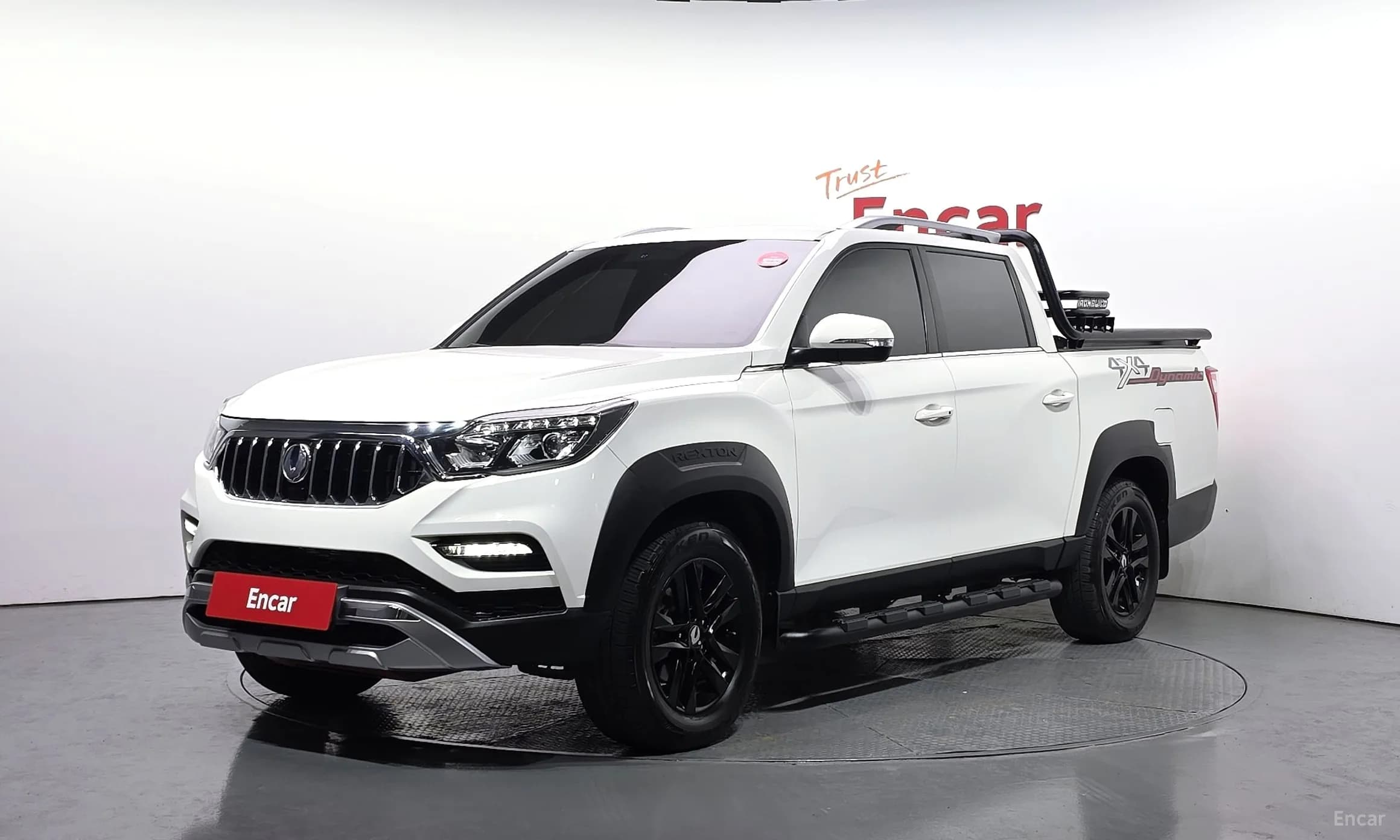Rexton Sports Khan