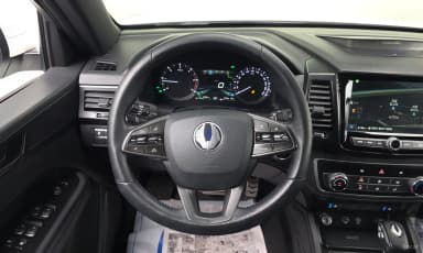 Rexton Sports Khan