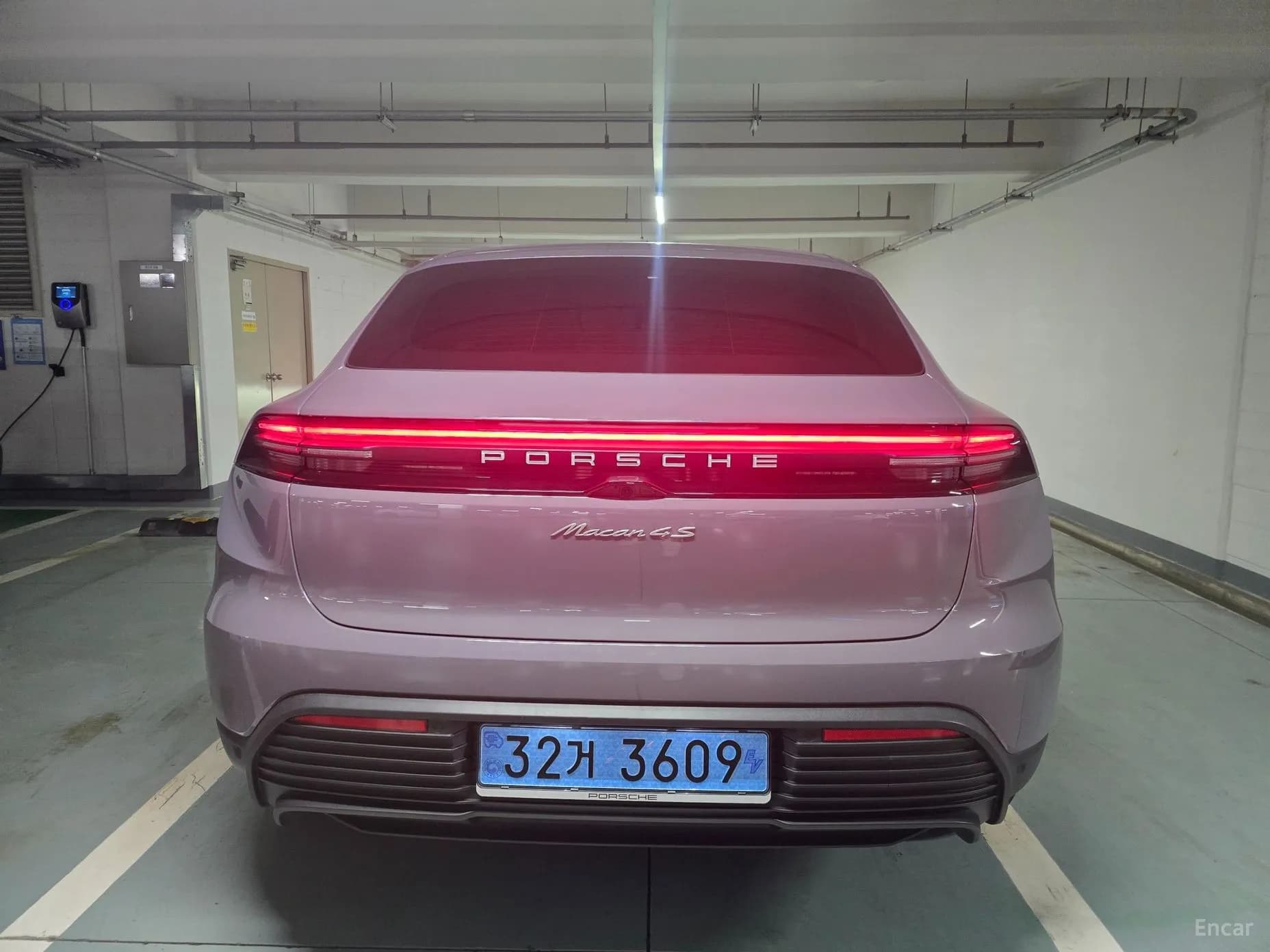 Macan EV