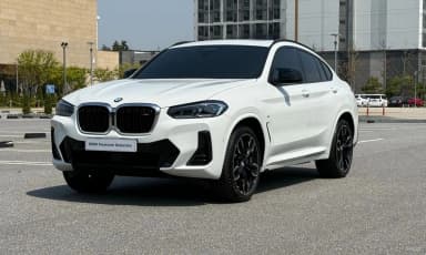 X4 (G02)