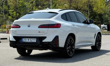 X4 (G02)