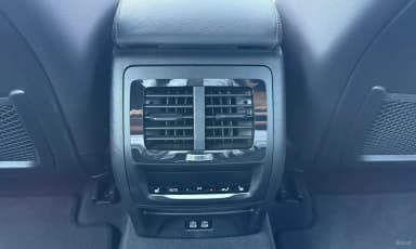 X4 (G02)