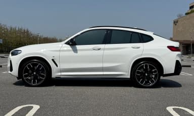 X4 (G02)