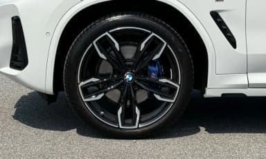 X4 (G02)