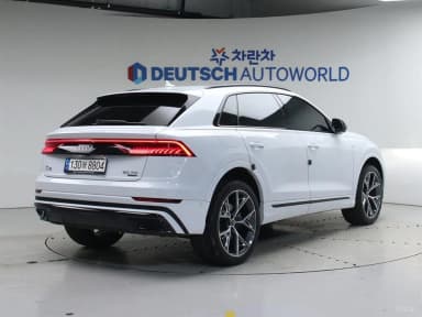 Q8 (4M)