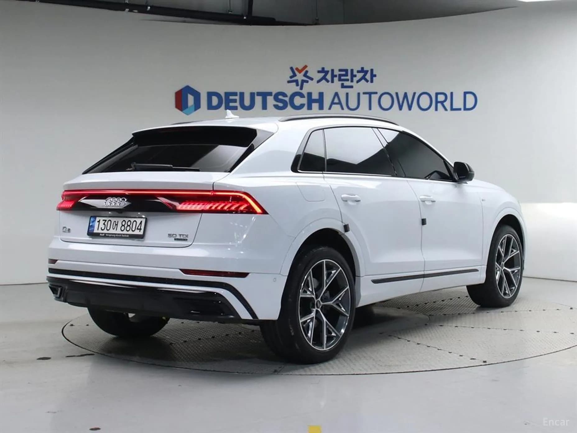 Q8 (4M)