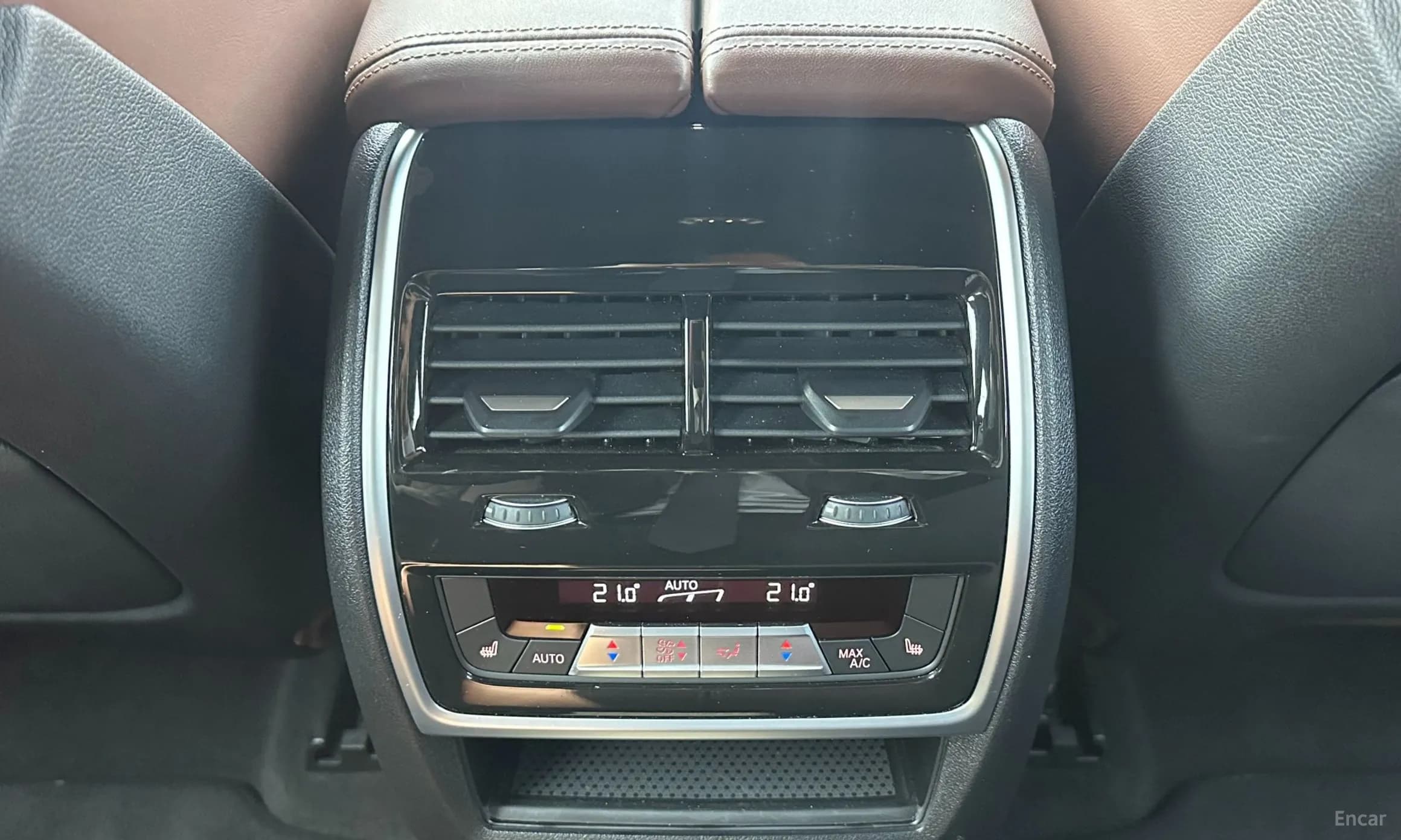 X6 (G06)