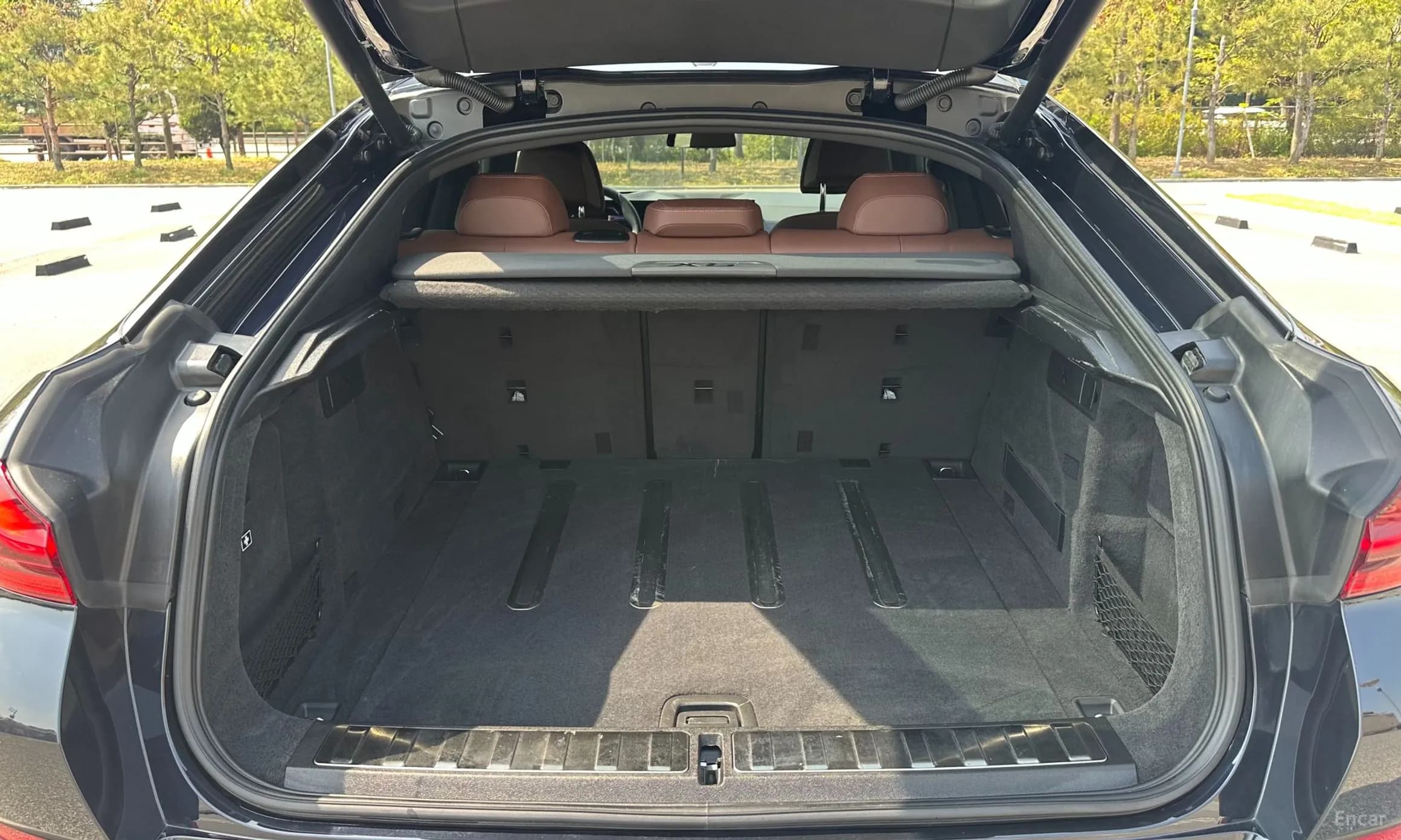 X6 (G06)