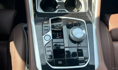 X6 (G06)