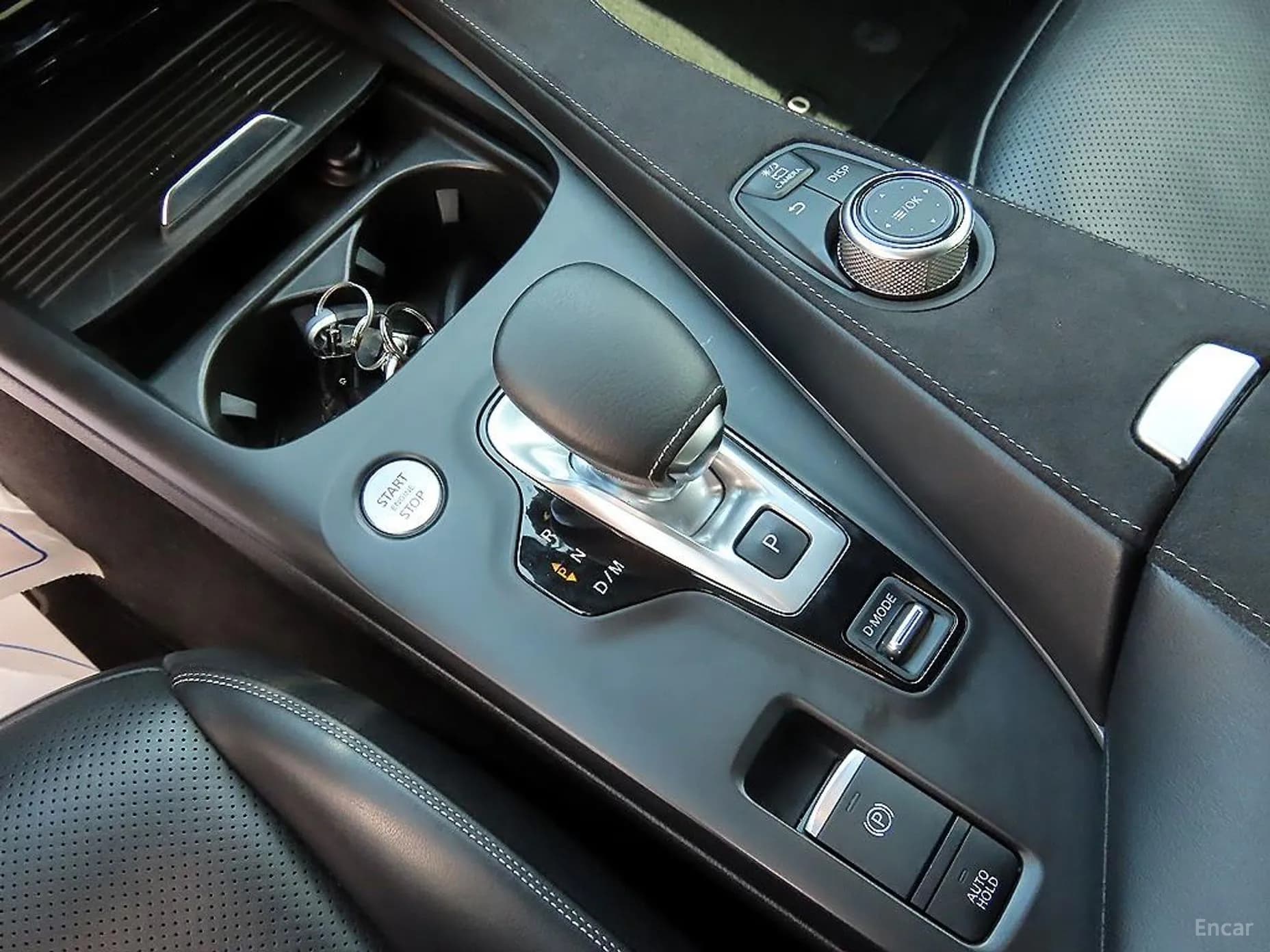 QX50 (P71A)