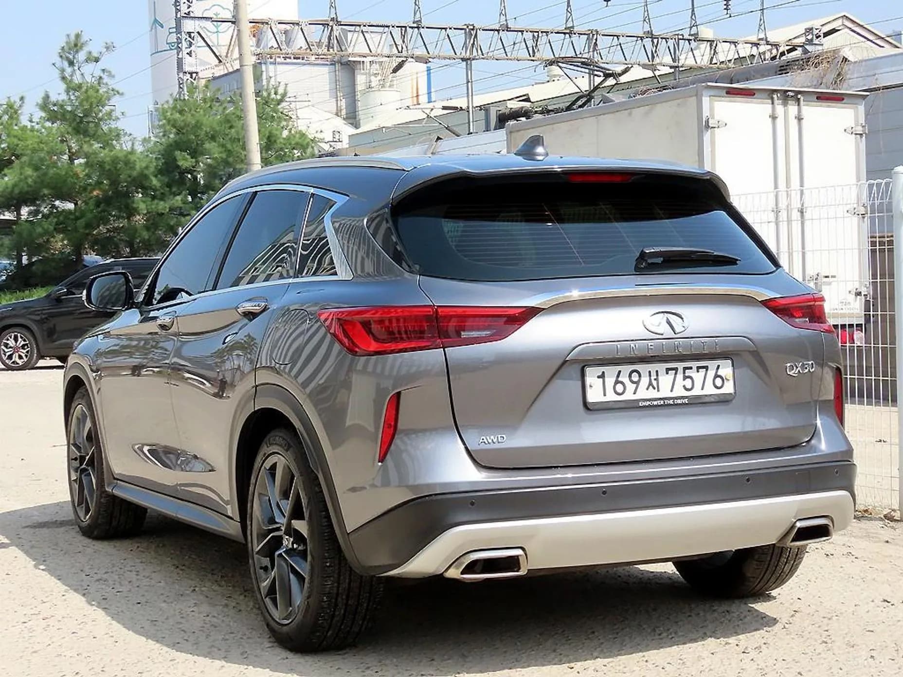 QX50 (P71A)