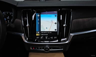 S90