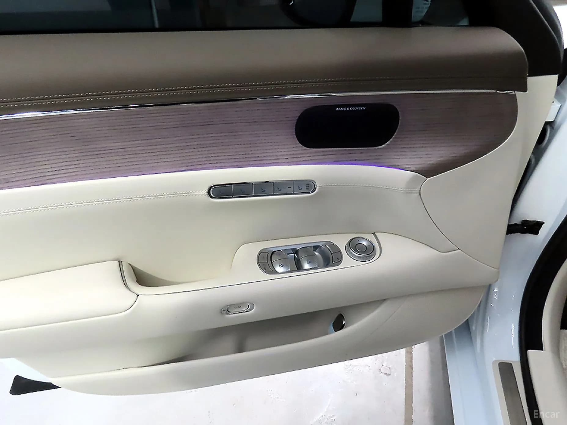 G90 (RS4)