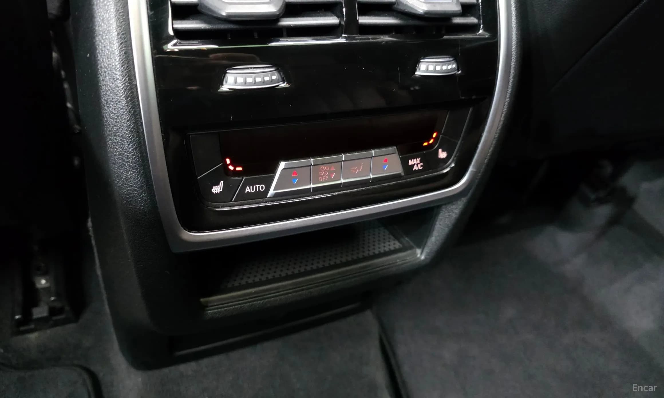 X6 (G06)
