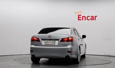 IS250