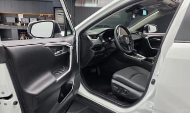 RAV4 5th Generation