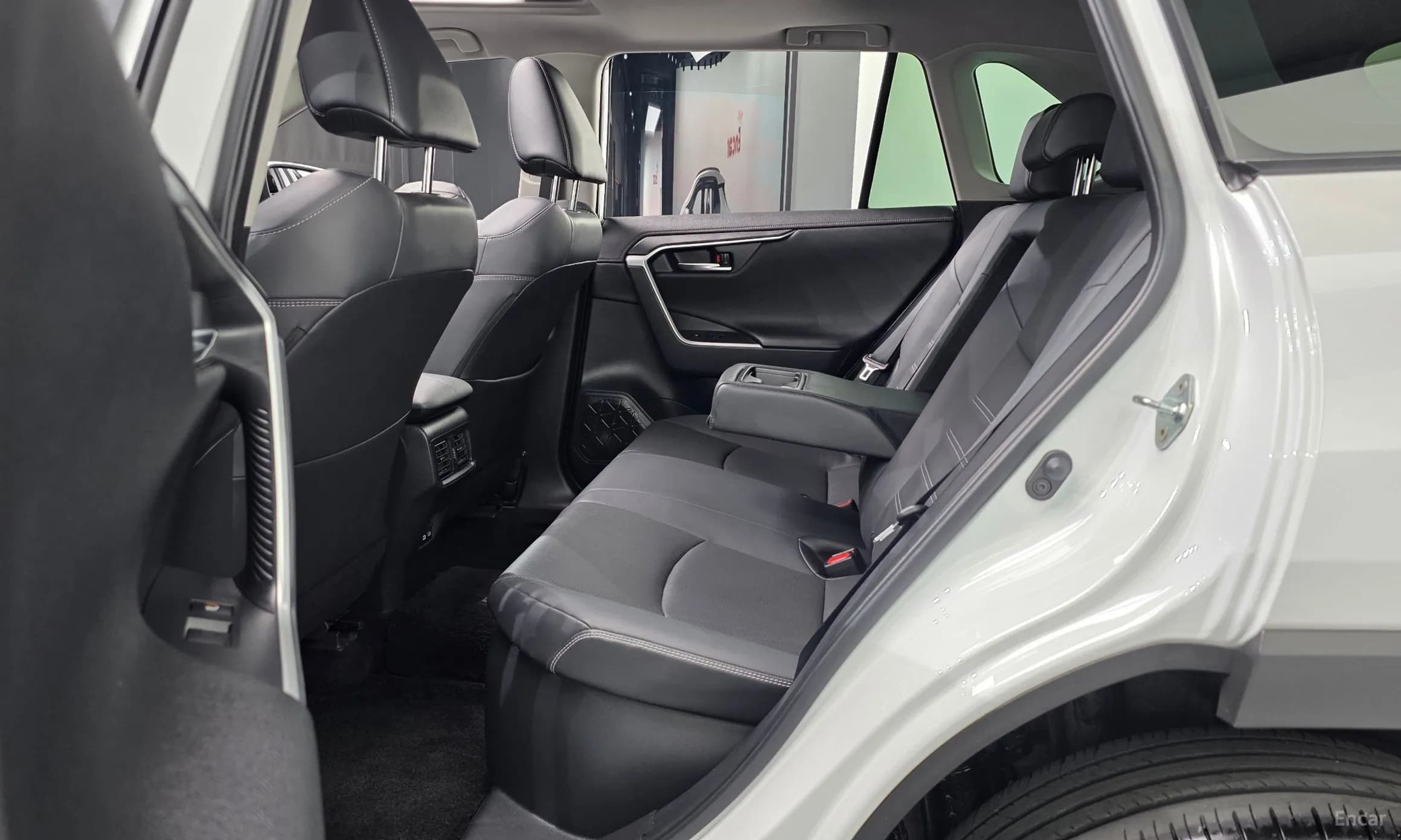 RAV4 5th Generation