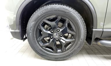 Rexton Sports Khan
