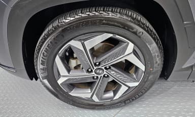 Tucson (NX4)