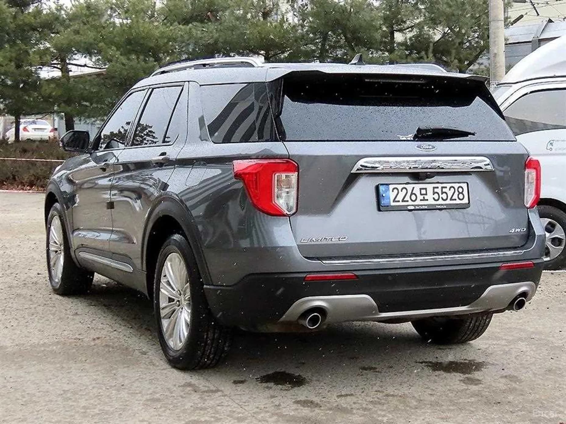Explorer 6th Generation