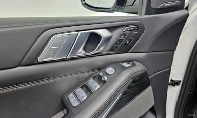X7 (G07)