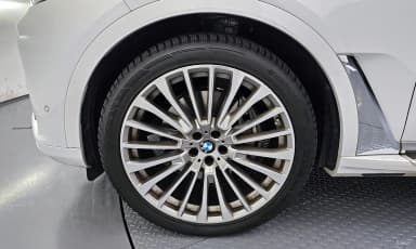 X7 (G07)