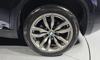 X6 (E71)