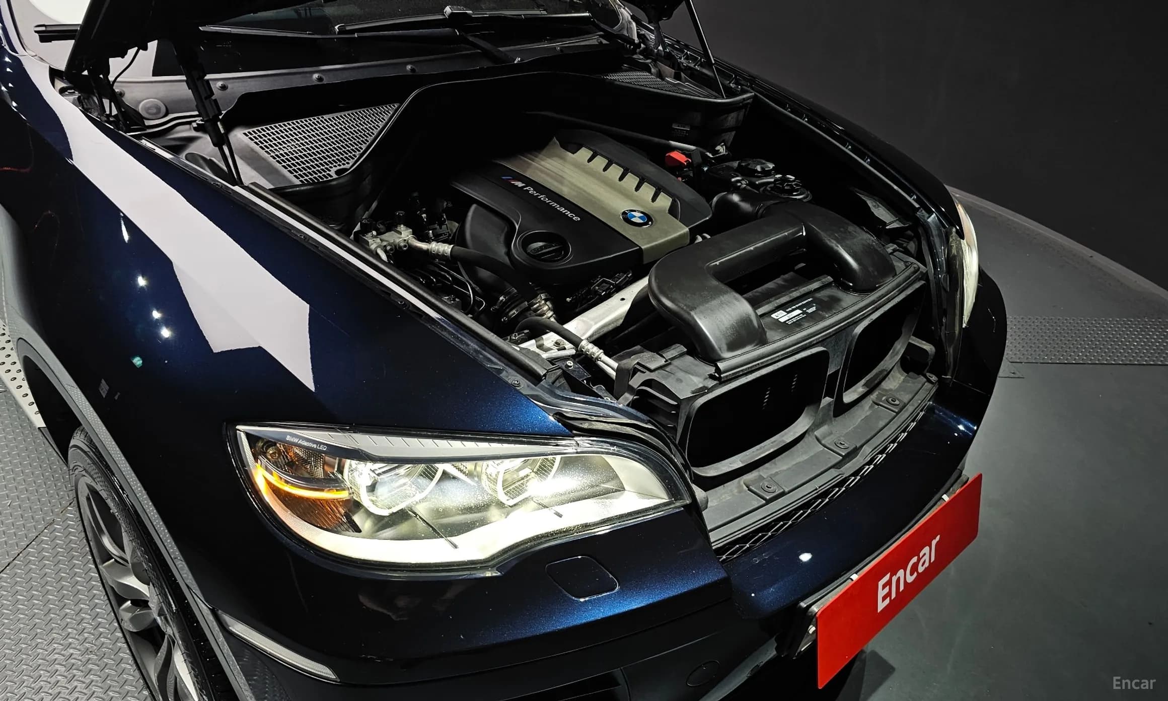 X6 (E71)