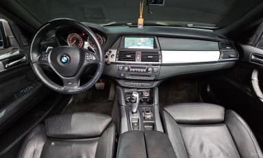 X6 (E71)