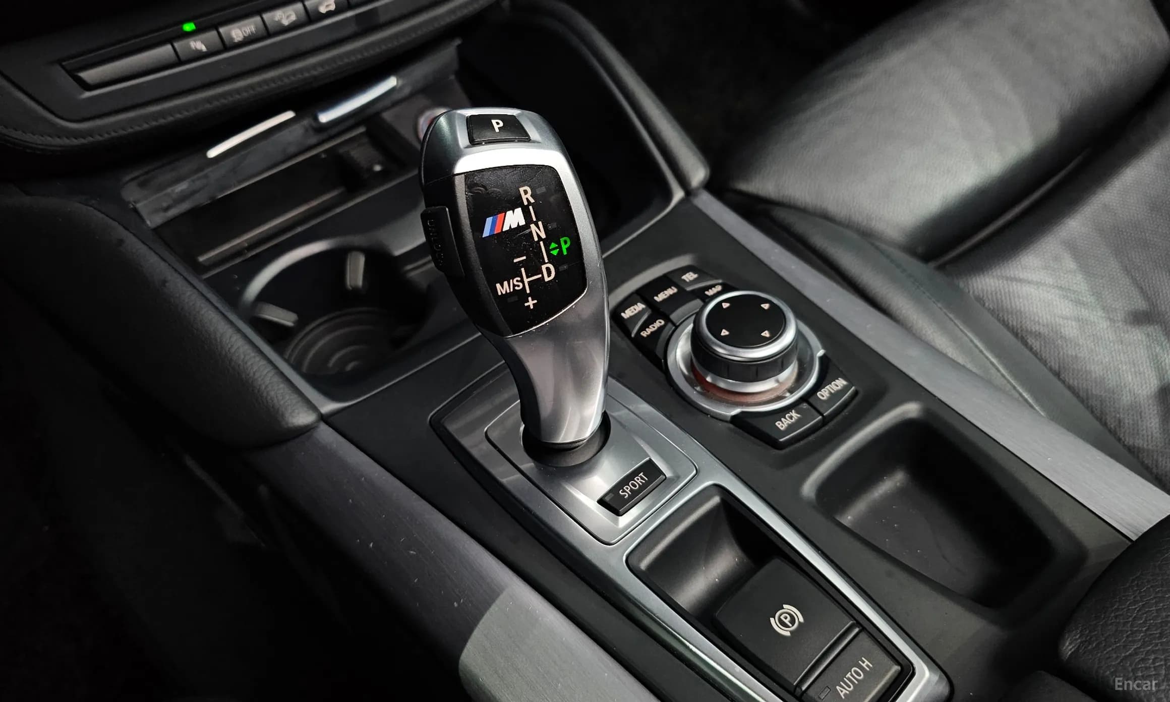 X6 (E71)