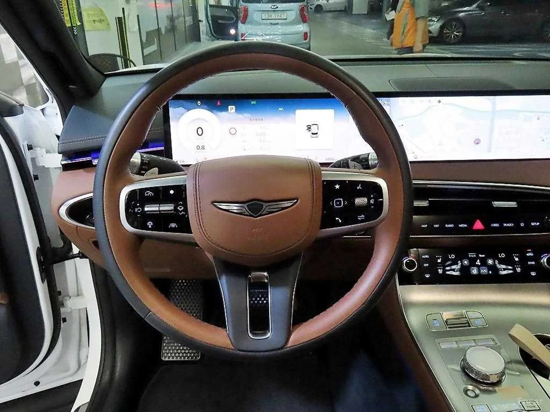 GV70