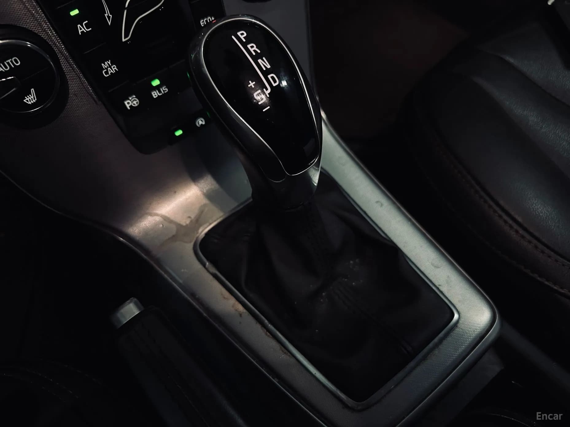V40 Cross Country