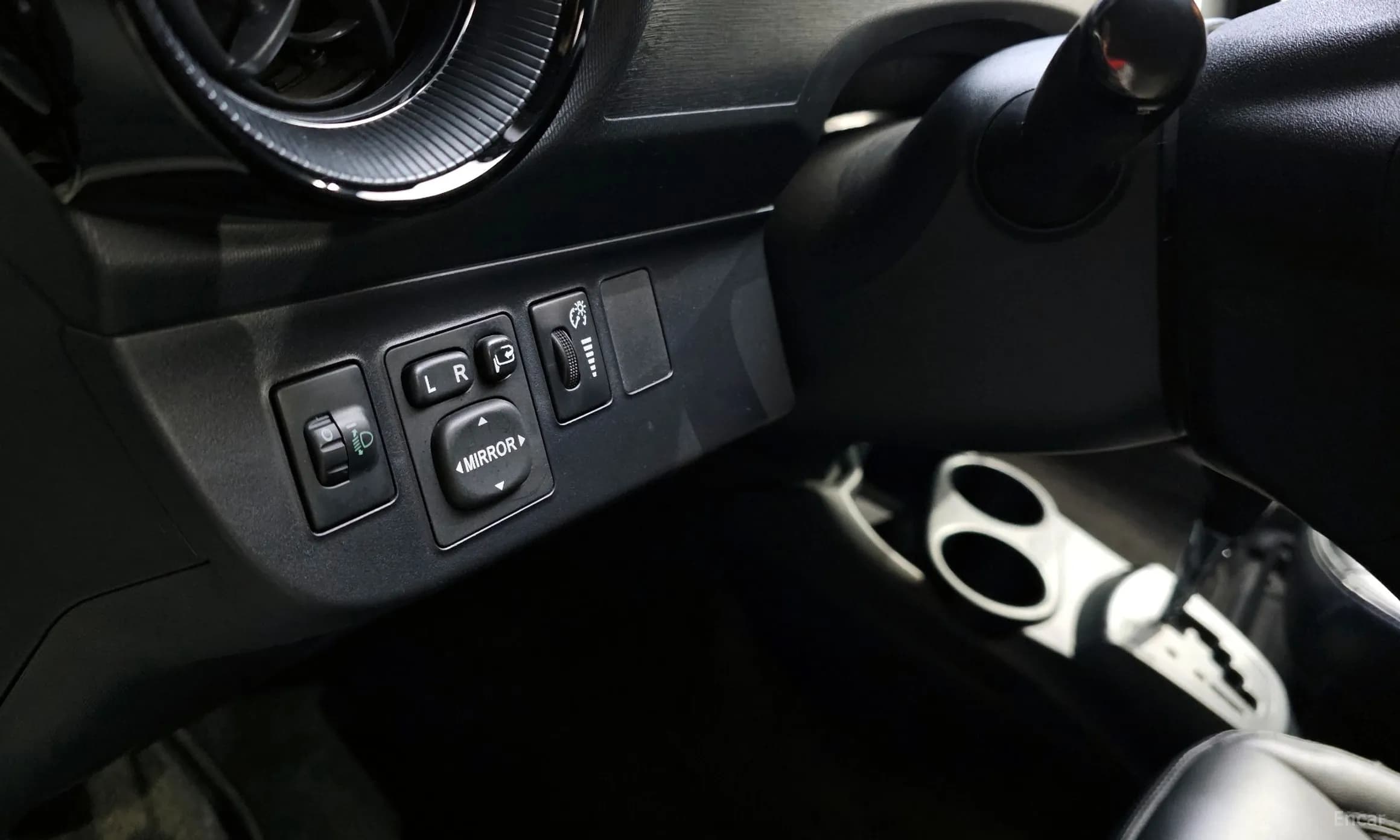 Prius C