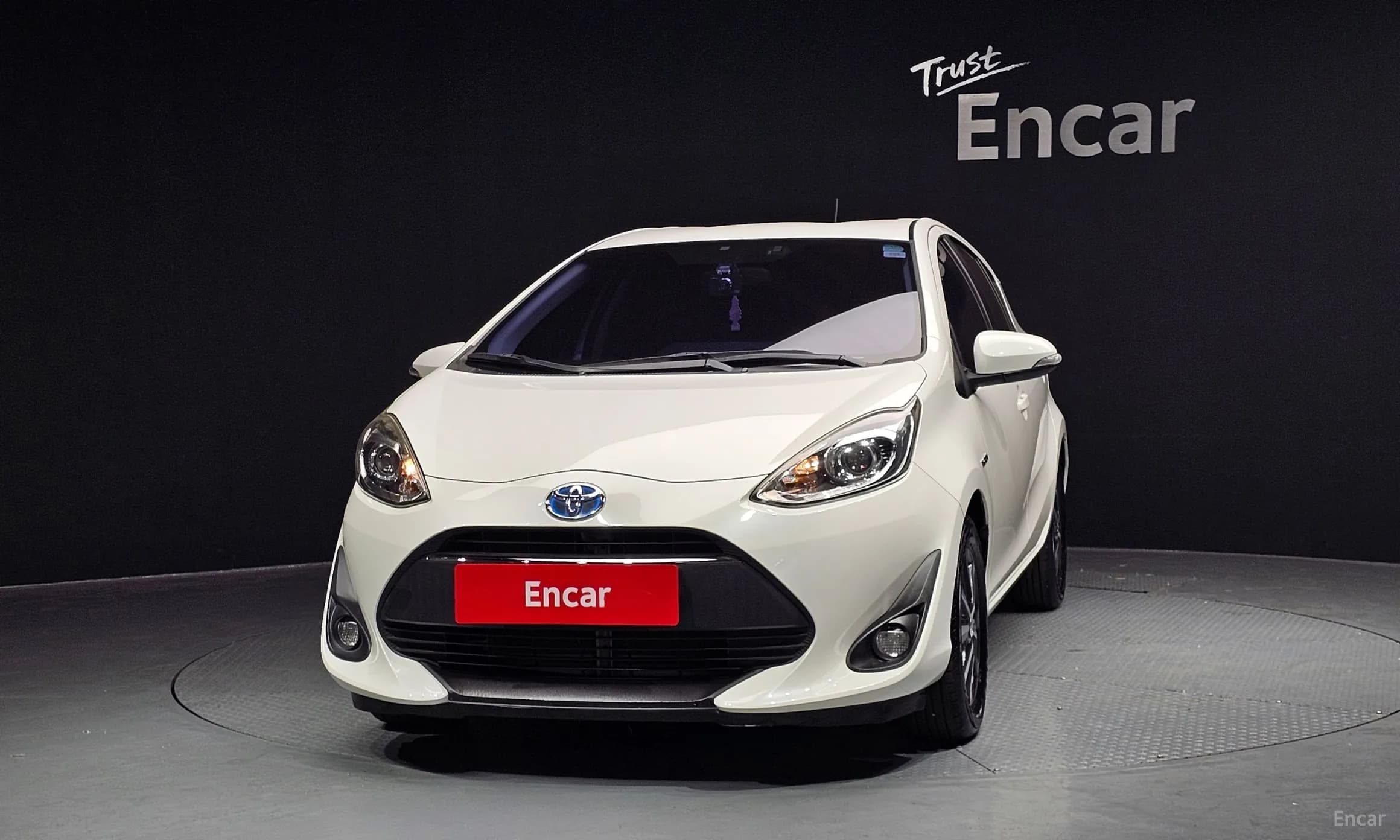 Prius C