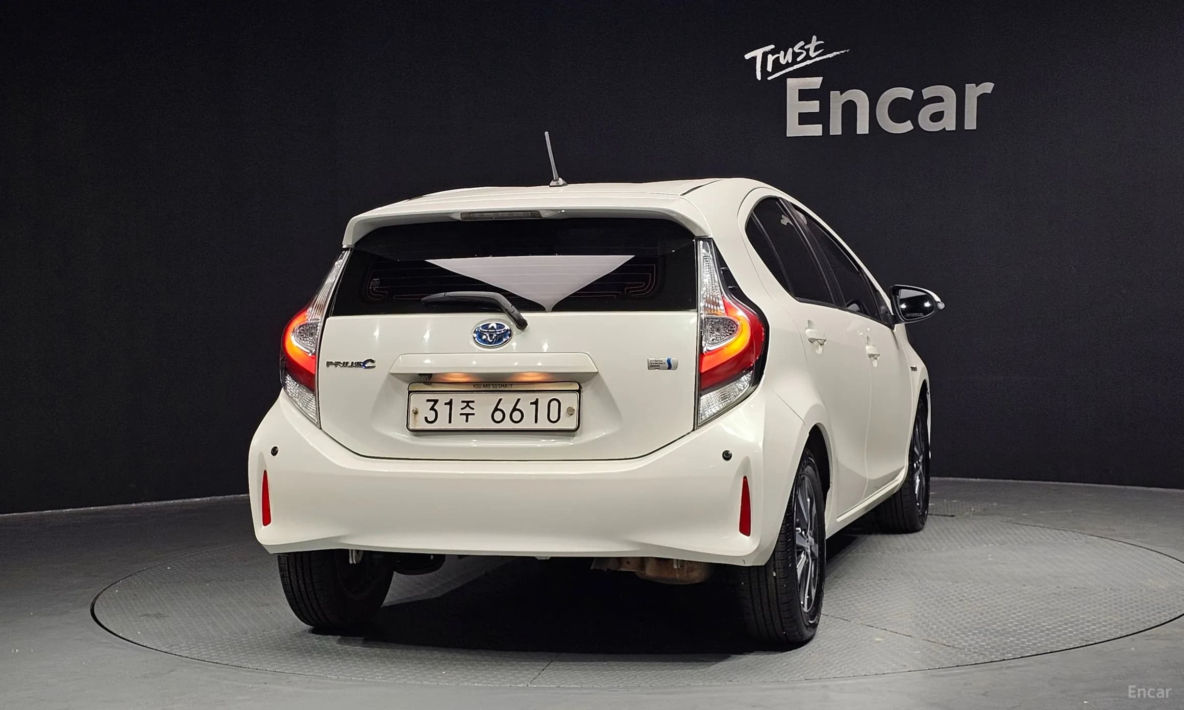 Prius C