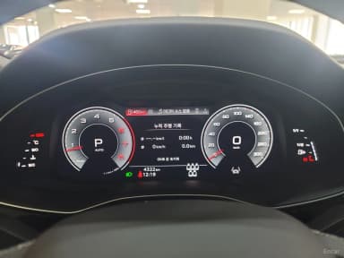 Q7 (4M)