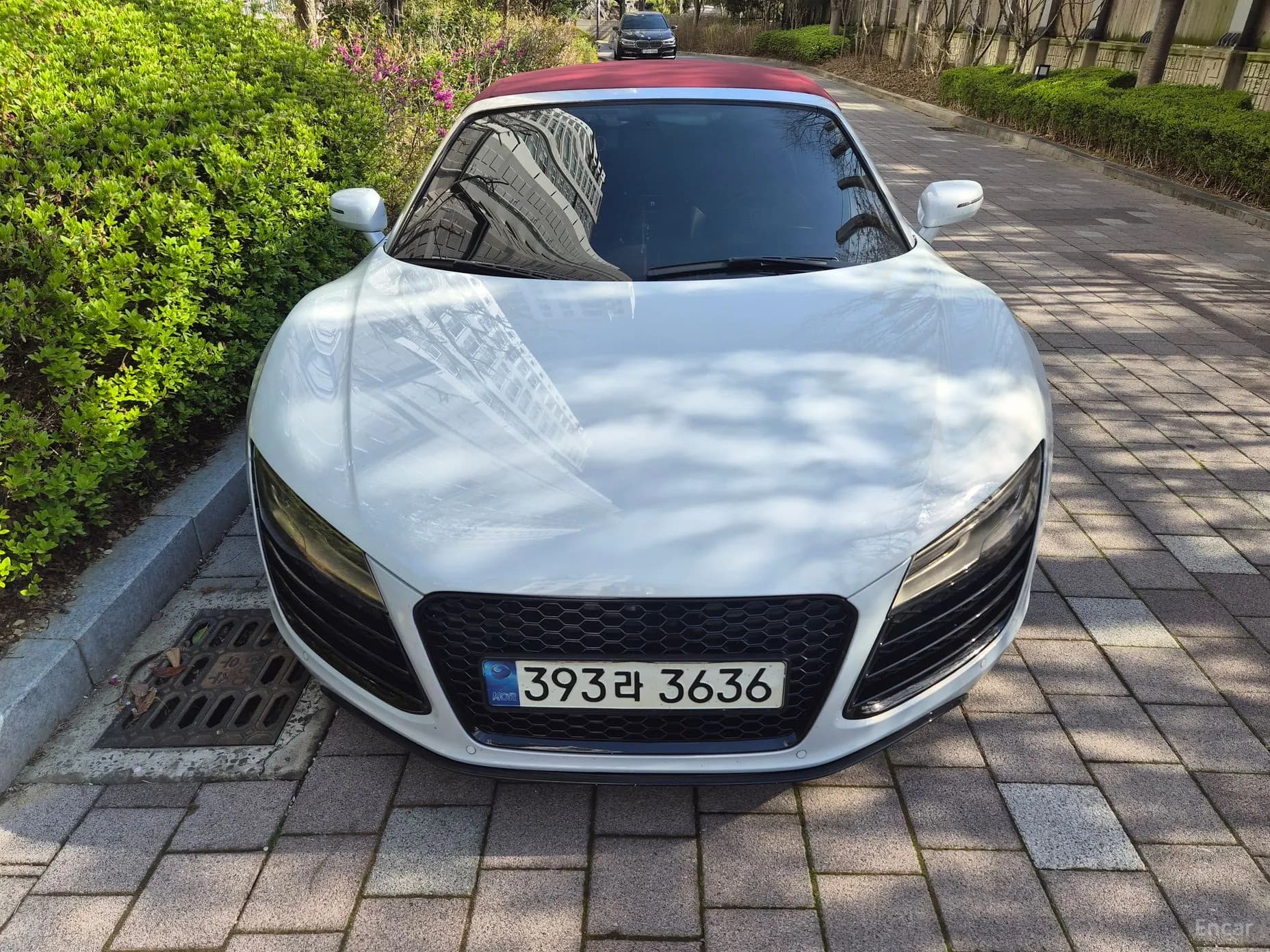 R8