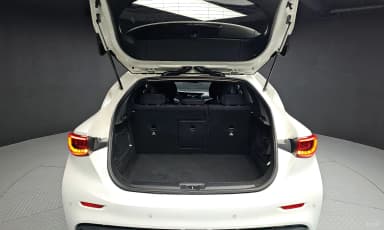 Q30