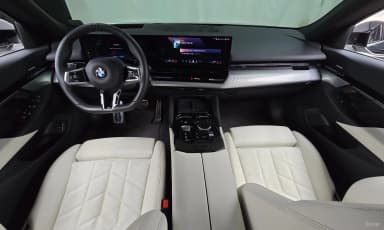 5 Series (G60)