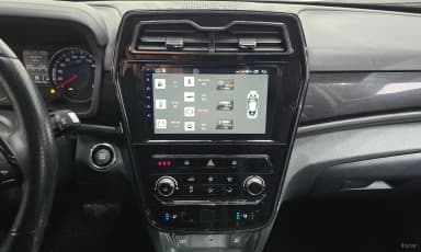 Berry New Tivoli