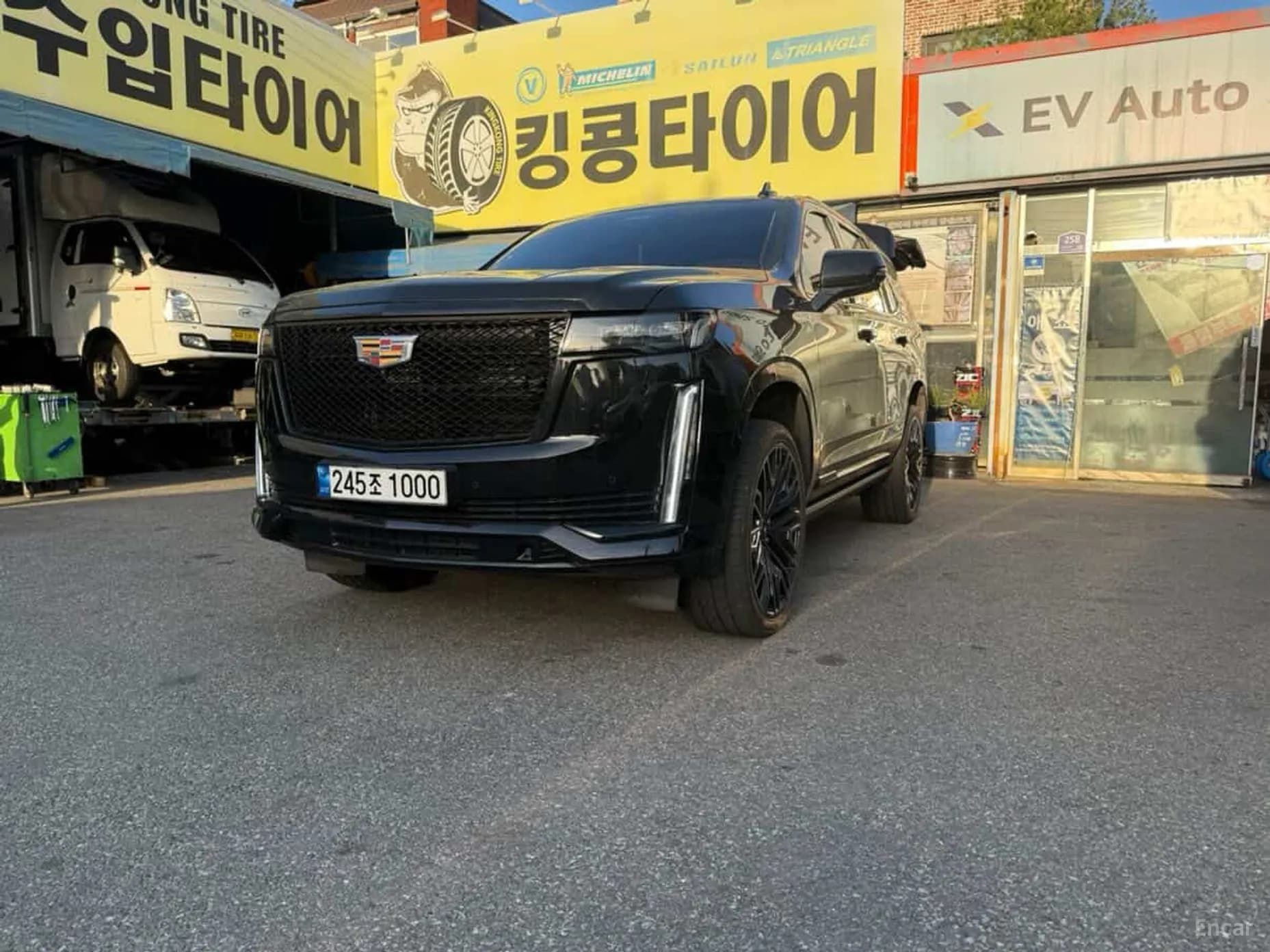 Escalade 5th Generation