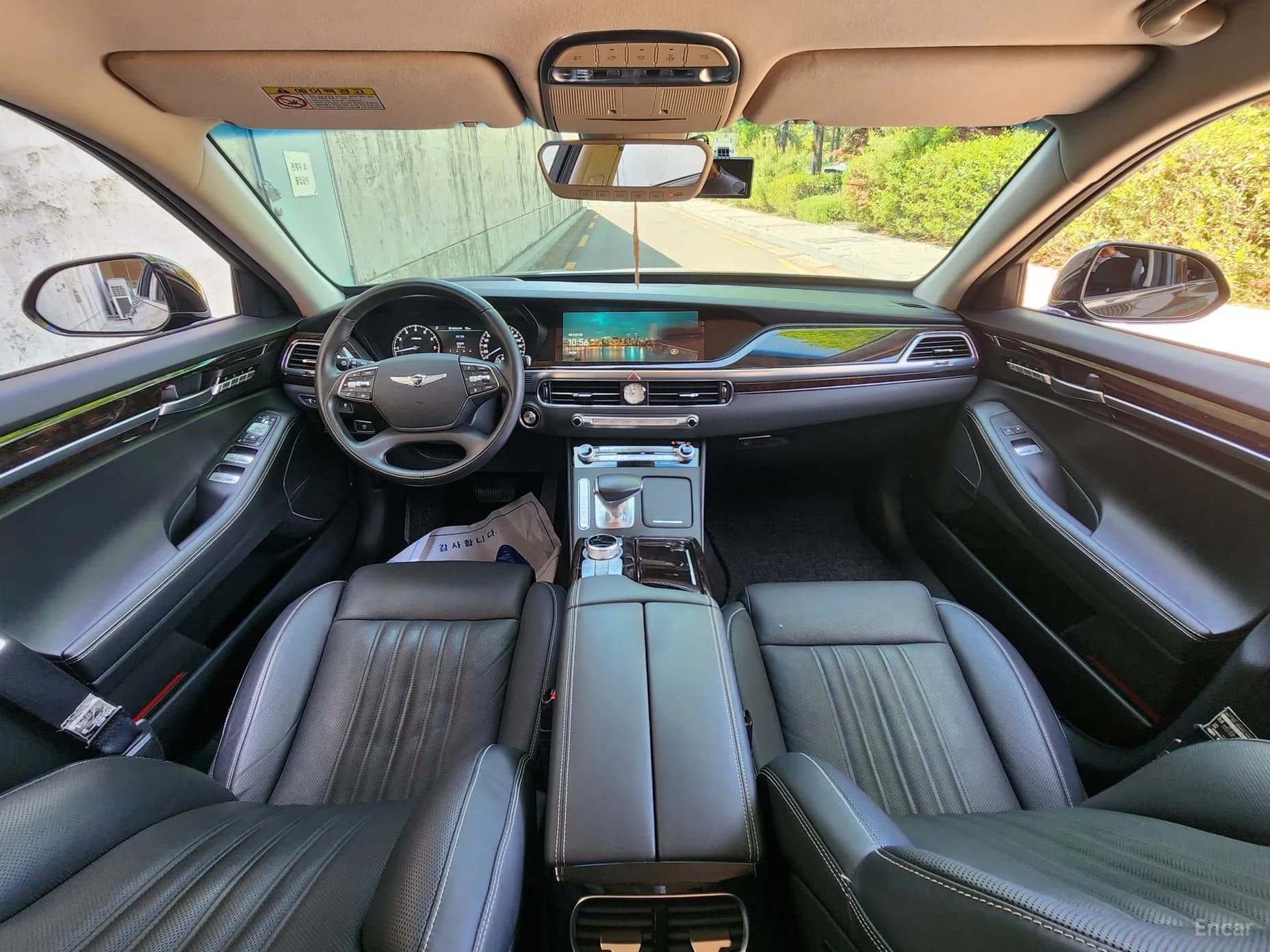 G90