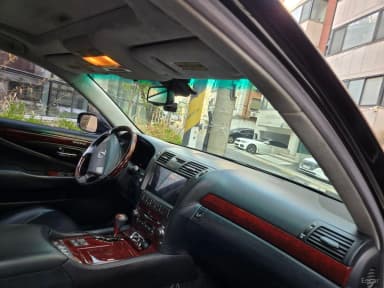 LS460